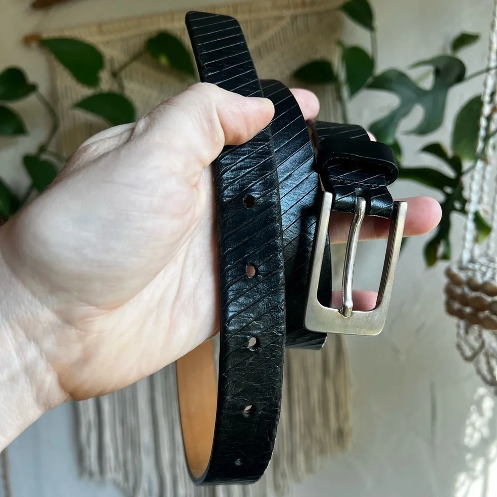 Araldi Made in Italy Black Leather Belt • Genuine Italian Leather • Men’s Size M